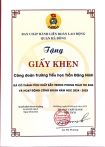 Công đoàn trường Tiểu học Trần Đăng Ninh vinh dự nhận Giấy khen của Liên đoàn Lao động...