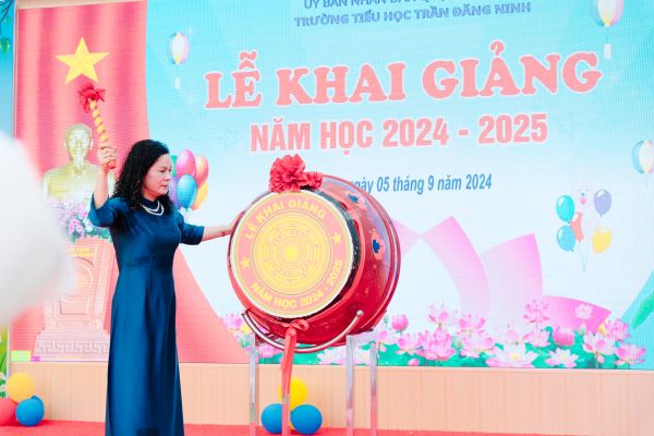 Trường Tiểu học Trần Đăng Ninh  khai giảng năm học 2024-2025